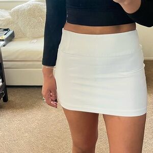 Aritzia Sunday Best Wendy White Mini Skirt